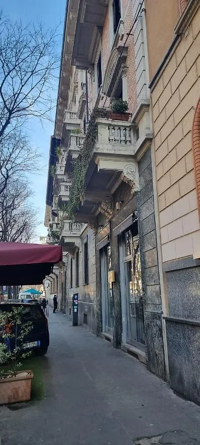 Uncle'S House, 150 Mq Only Two Stops From Duomo Milan Apartment